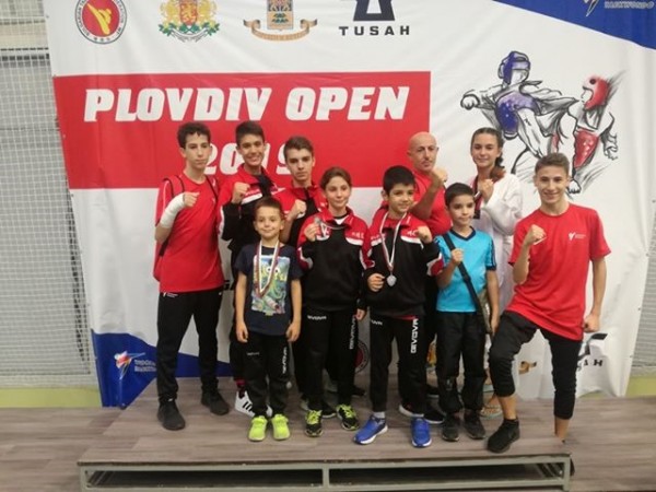 Дъжд от медали за казанлъшките клубове по таекуондо от турнира Plovdiv Open