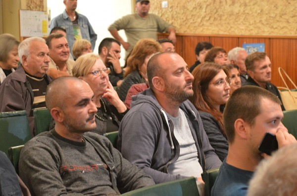 Галина Стоянова (ГЕРБ): Похвално е, че Пламен Вълев и ясеновци говорите на един език