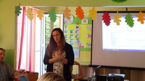 Американски специалисти предават опит на работещите с деца в Казанлък