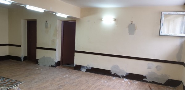 Кандидат-кметът от ГЕРБ ремонтира пенсионерския клуб в с.Розово