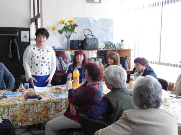 Пенсионери от Крън: Новият ни кмет трябва да е като Пламен Георгиев от ГЕРБ