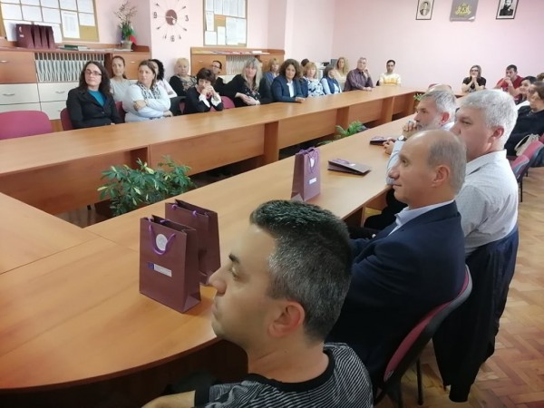 Хаджиеновци обмениха опит в Испания и Германия