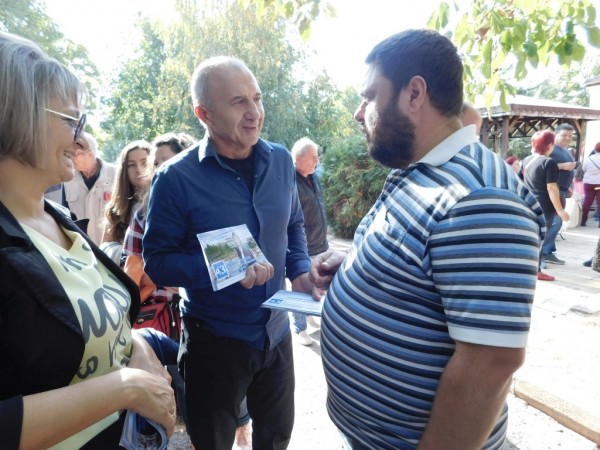 Василка Еленкова и Георги Видев от ГЕРБ (№43) посетиха с. Голямо Дряново