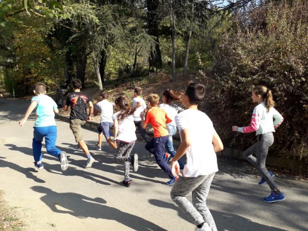 Казанлъшки ученици премериха сили в кросово бягане