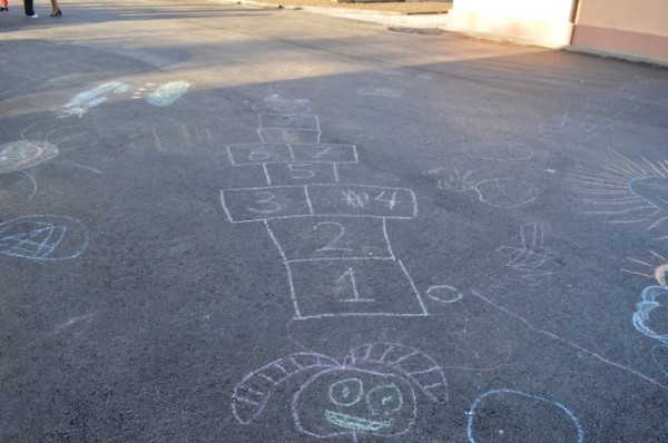 Кандидатът за кмет на Казанлък Галина Стоянова се срещна с жителите на кв. 80