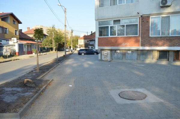 Кандидатът за кмет на Казанлък Галина Стоянова се срещна с жителите на кв. 80