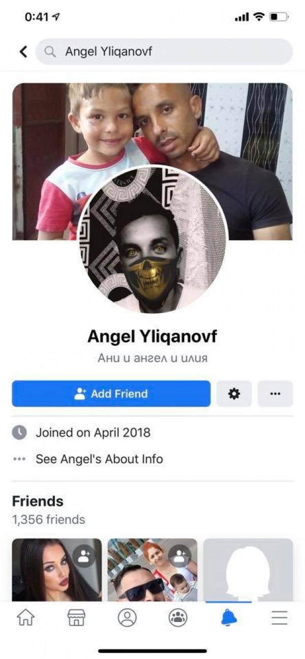 Мъж се гаври и изтезава малко кученце