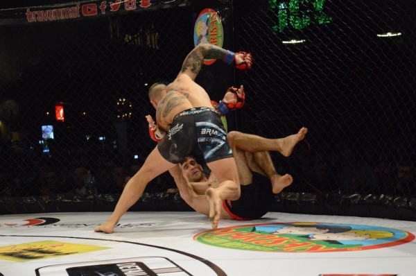 Категорична победа за ММА боеца Никола Дидов, с нокаут още във 2-ри рунд