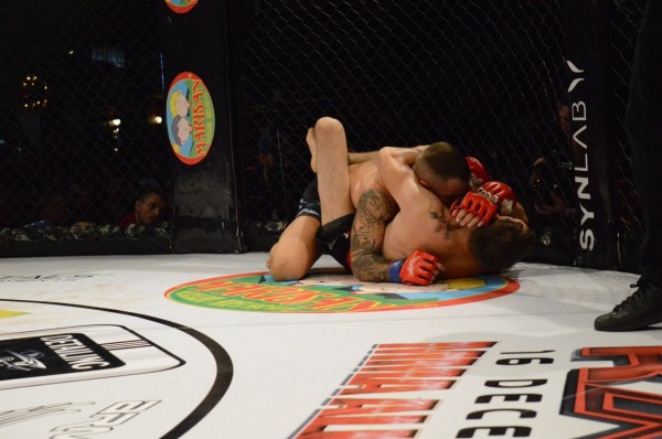 Категорична победа за ММА боеца Никола Дидов, с нокаут още във 2-ри рунд