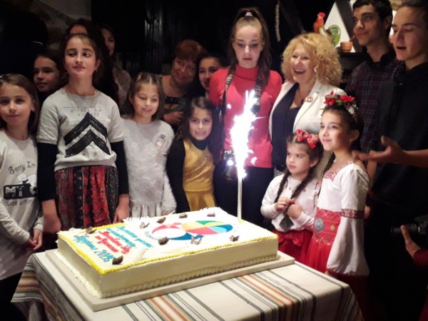 Казанлъшки художнички се отличиха сред 775 творби от цялата страна