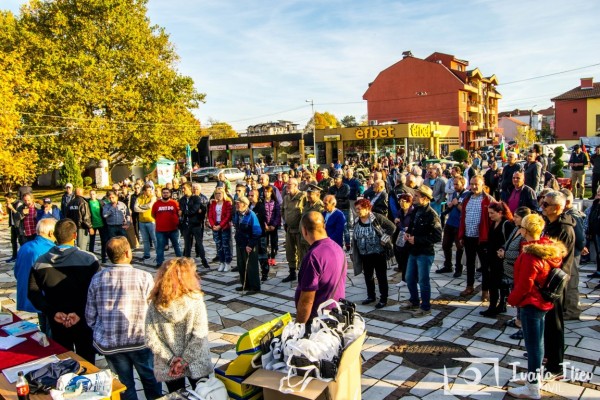 Над 60 Трабанта, сред които и най-старият от 1963 г. участваха в “Трабант фест“ 