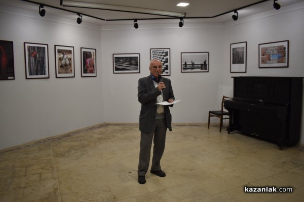 Папукчиев за Втория салон: Този Салон може да окаже чест на всяка една фотографска галерия не само в България