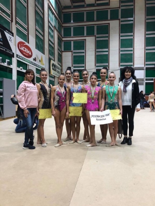 Дъжд от медали за казанлъшките гимнастички