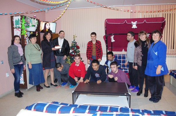 Жените от ГЕРБ - Казанлък с топъл жест за Деня на християнското семейство