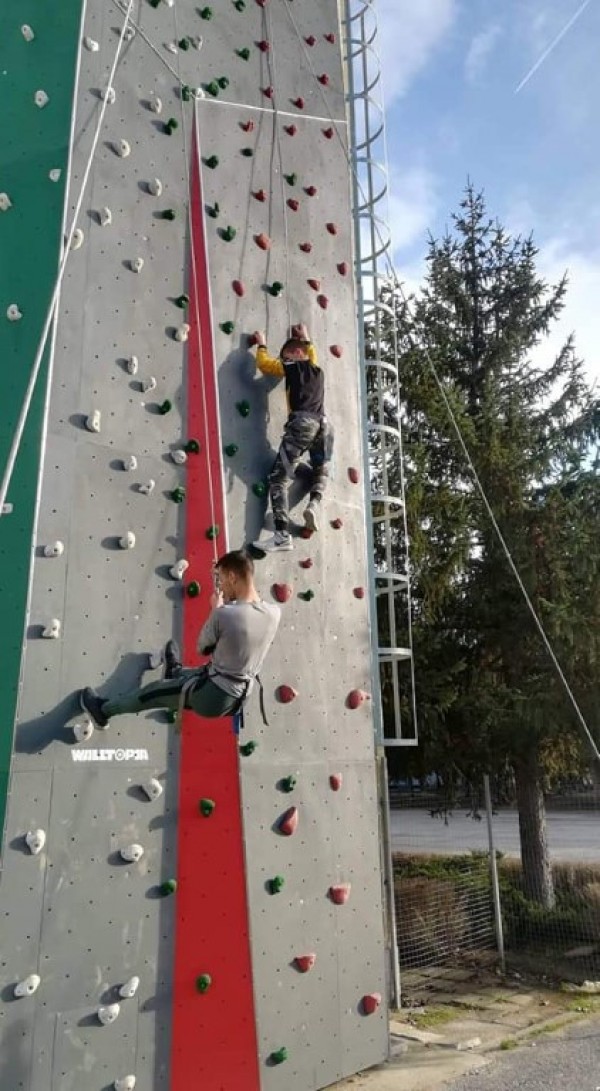 Младежи от Транспорта преминаха алпийска подготовка в гарнизона