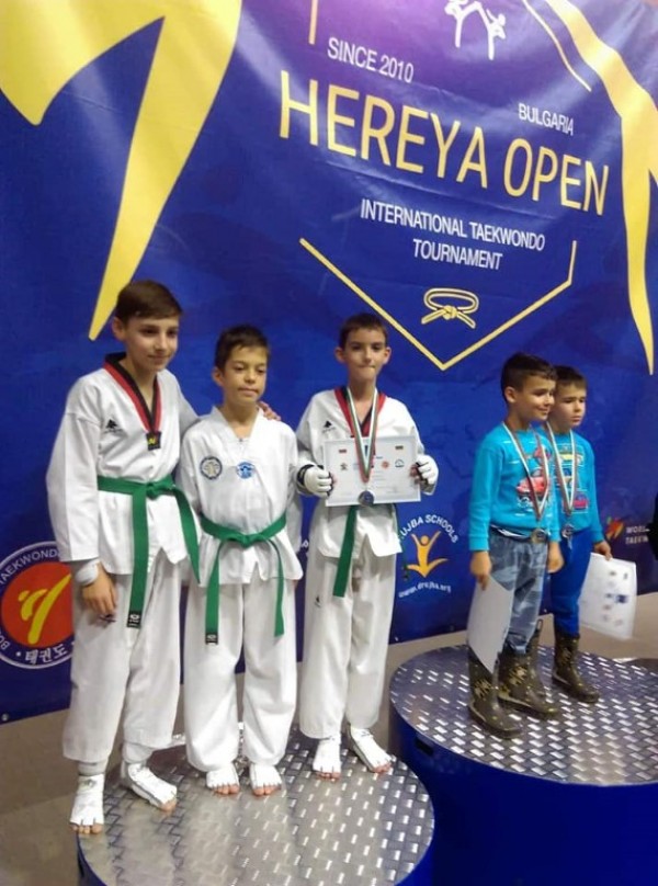 Казанлъшките таекуондисти отново показаха, че са сред най-добрите