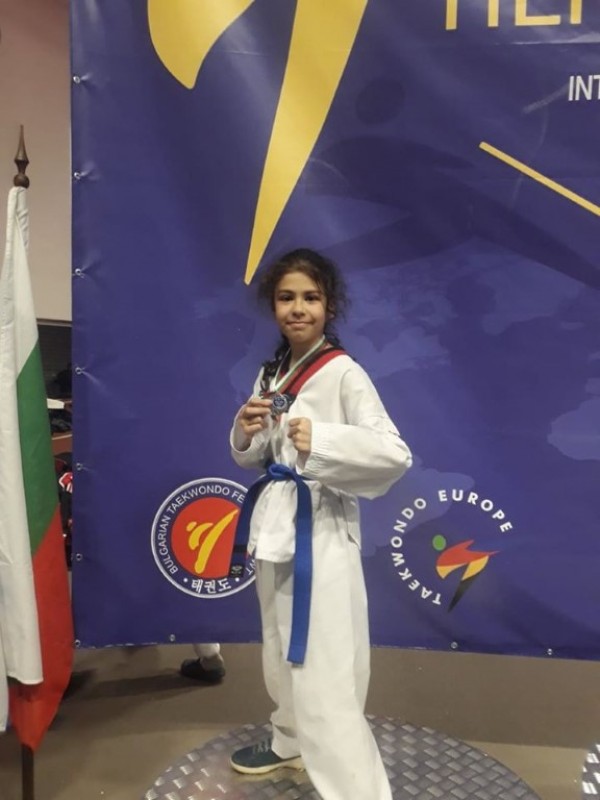 Казанлъшките таекуондисти отново показаха, че са сред най-добрите