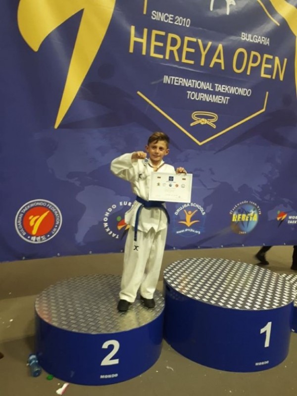 Казанлъшките таекуондисти отново показаха, че са сред най-добрите