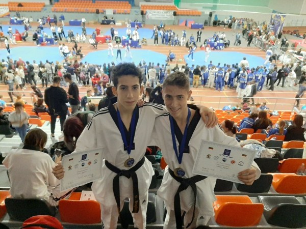 Казанлъшките таекуондисти отново показаха, че са сред най-добрите