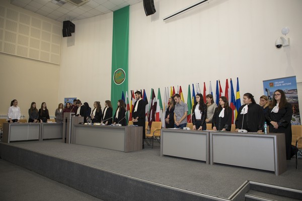 “Осъдиха“ ученик от Антим I за притежание на канабис