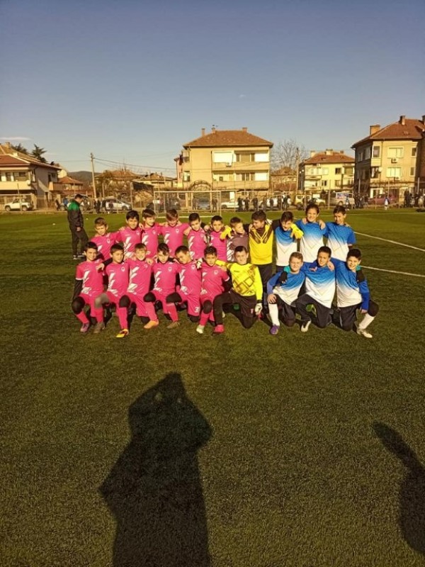 Поредни успехи на терена за малките футболисти