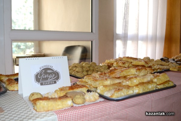 Стенли, ученици и бербери направиха възрастни хора 10 години по-млади