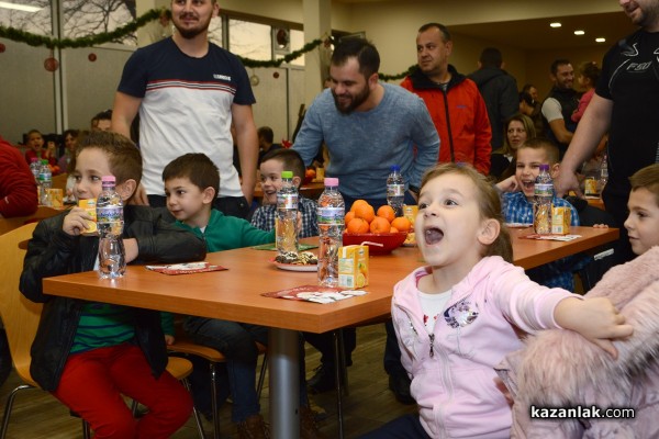 „М+С Хидравлик“ АД с коледни подаръци за децата на служителите си 