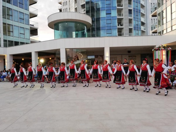 Читалището в Енина завърши годината с награди