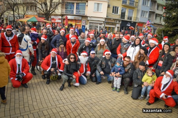Дядо Коледовци на мотори ще раздават подаръци на децата
