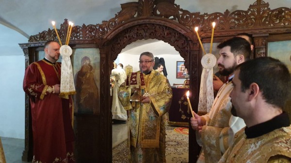 Митрополит Киприан се срещна с най-малкия иподякон в епархията