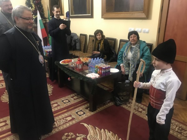 Митрополит Киприан се срещна с най-малкия иподякон в епархията