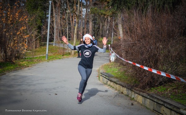“Празнично бягане“ разчупи и зареди съботата на ентусиасти