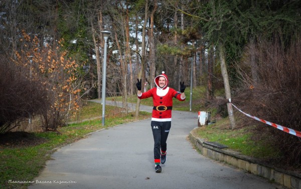 “Празнично бягане“ разчупи и зареди съботата на ентусиасти