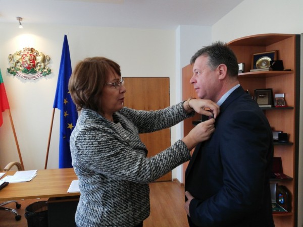 Новият зам.-кмет по хуманитарниполитики получи първите си задачи от оперативката при кмета