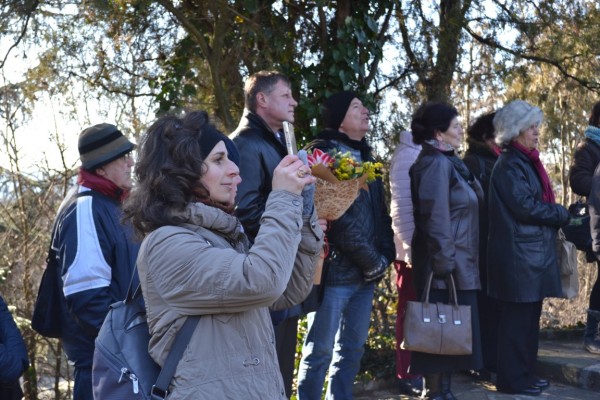 Признателност на казанлъчани към паметта на Емануил Манолов