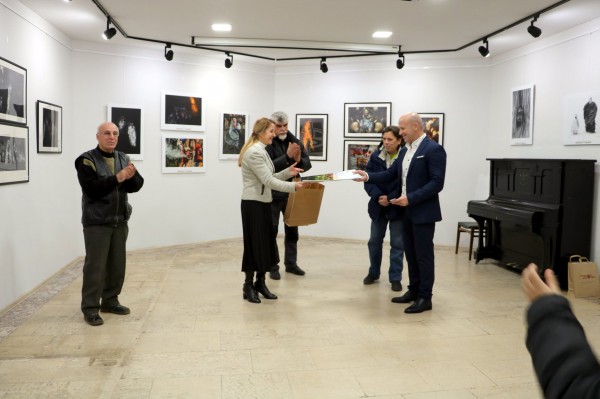 Енчо Керязов откри „Кукерландия” в Казанлък