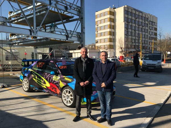 Състезател на АСК Ефко Рейсинг Казанлък създаде първата модулна паркинг кула в България