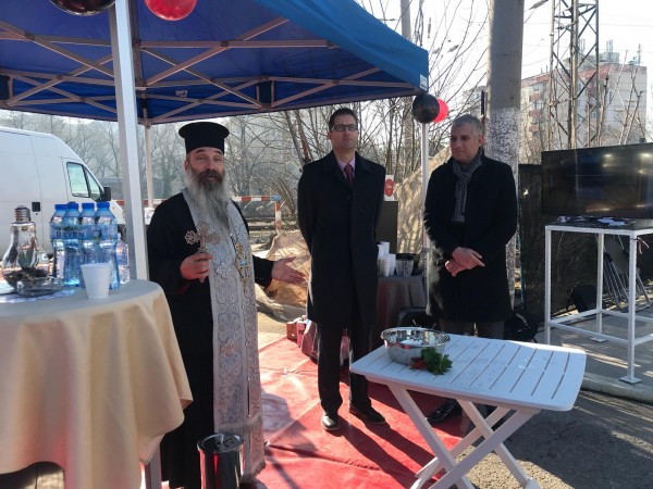 Състезател на АСК Ефко Рейсинг Казанлък създаде първата модулна паркинг кула в България