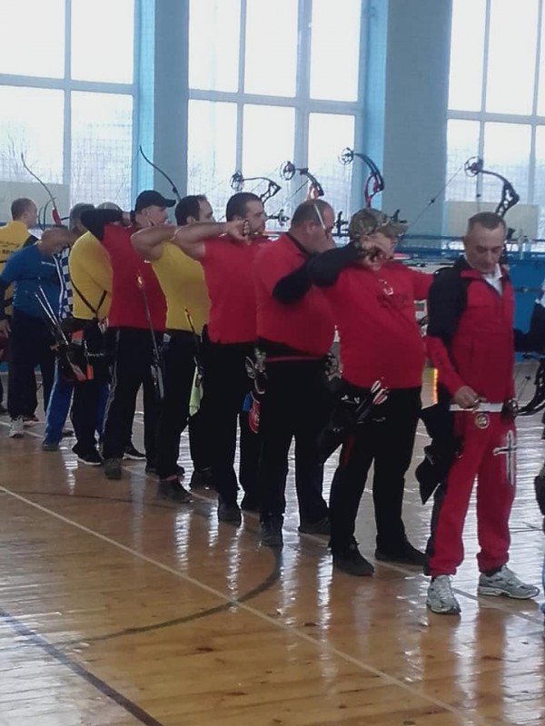 Първо състезание и първа купа за годината спечелиха “Раптор Арчери“