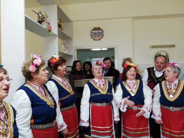 Поздравления за АГО - Казанлък за Бабинден