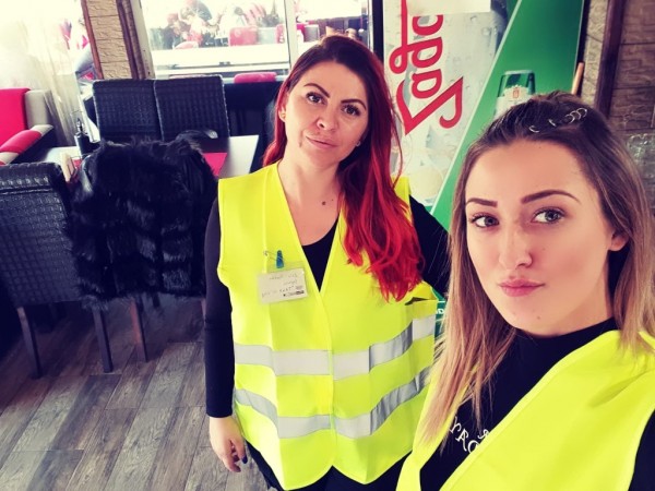 И в Казанлък облякоха жълти жилетки в знак на протест