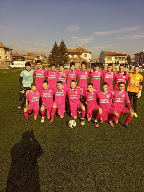 Нови победи за малките футболисти на “Розова долина“