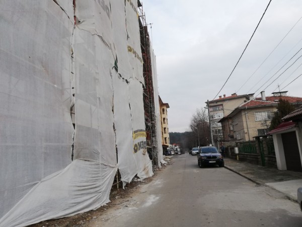 Временна забрана за движение в част от ул. “Опълченска“ в Казанлък 