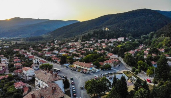 Духът на празника Трифон Зарезан и тази година ще се пренесе в Шипка