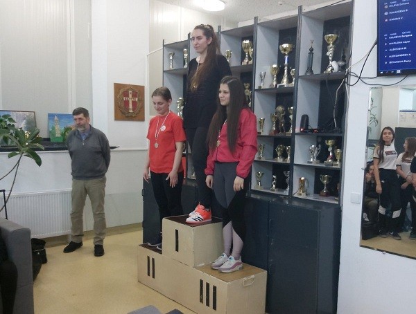 Симона Милева е държавен шампион по спортна стрелба