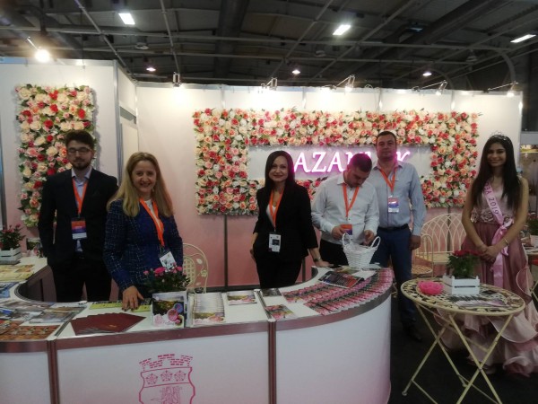 Царица Роза посреща туристите на „Ваканция и СПА Експо”