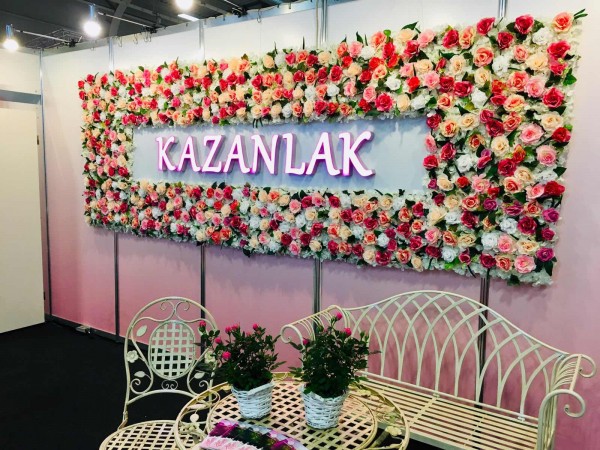 Царица Роза посреща туристите на „Ваканция и СПА Експо”