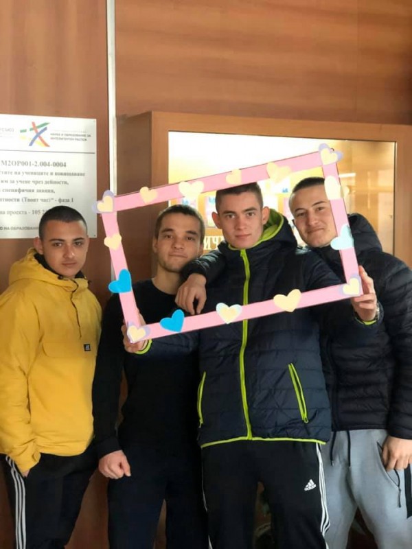 Леля Живка стана валентинката на Механото