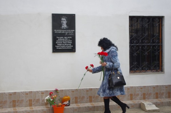 Признателни казанлъчани се поклониха пред делото на Апостола на свободата