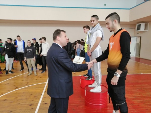 Финал на Общинското първенство по волейбол при най-големите